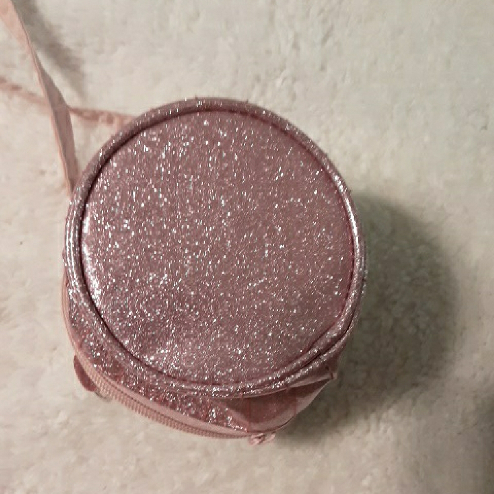 Small Bag looks like donut NWOT cute - Picture 3 of 10